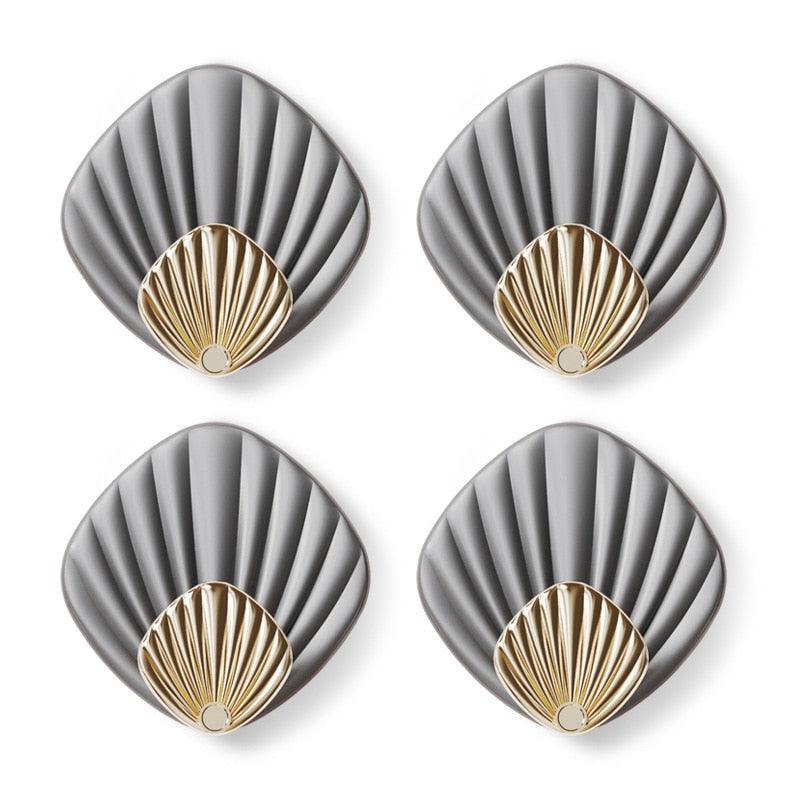 4pcs Creative Shell Shape Wall Hanging Hook Punch-free Strong Adhesive Hook Bathroom Kitchen Wall-mounted Seamless Sticky Hook Shell Hook Non-Punching Strong Adhesive Adhesive Hook Bearing Door Behind Wall Bathroom Kitchen Key Holder