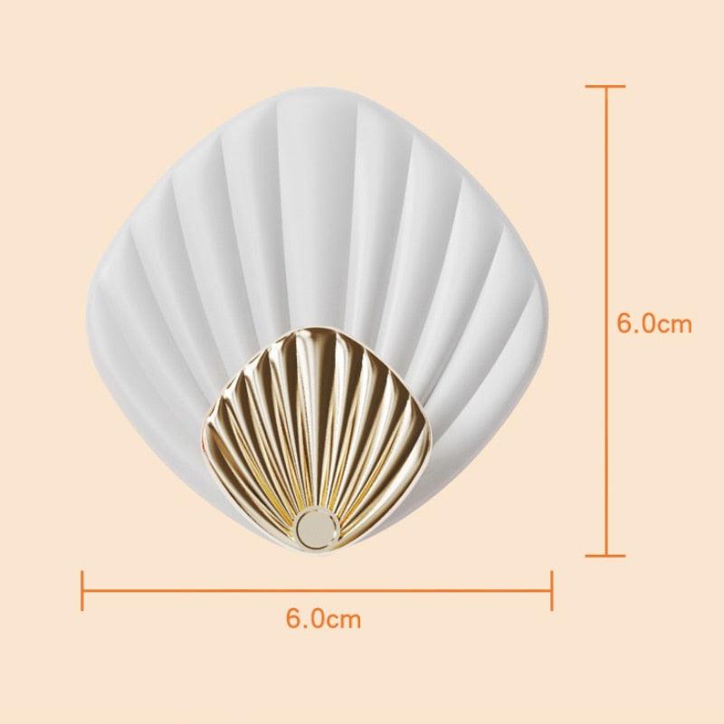 4pcs Creative Shell Shape Wall Hanging Hook Punch-free Strong Adhesive Hook Bathroom Kitchen Wall-mounted Seamless Sticky Hook Shell Hook Non-Punching Strong Adhesive Adhesive Hook Bearing Door Behind Wall Bathroom Kitchen Key Holder