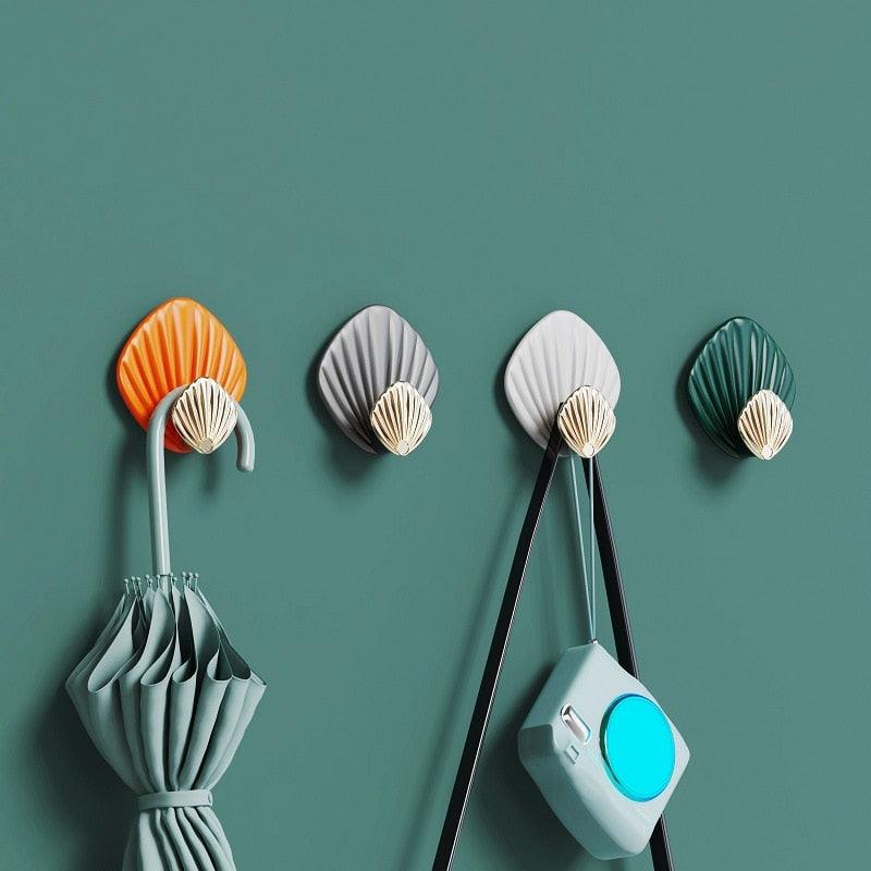 4pcs Creative Shell Shape Wall Hanging Hook Punch-free Strong Adhesive Hook Bathroom Kitchen Wall-mounted Seamless Sticky Hook Shell Hook Non-Punching Strong Adhesive Adhesive Hook Bearing Door Behind Wall Bathroom Kitchen Key Holder