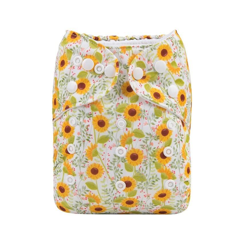 Baby One Size Fits All Reusable Baby Cloth Diaper with Microfiber Insert Diaper For Baby Boys and Baby Girls In Modern New Printed Design