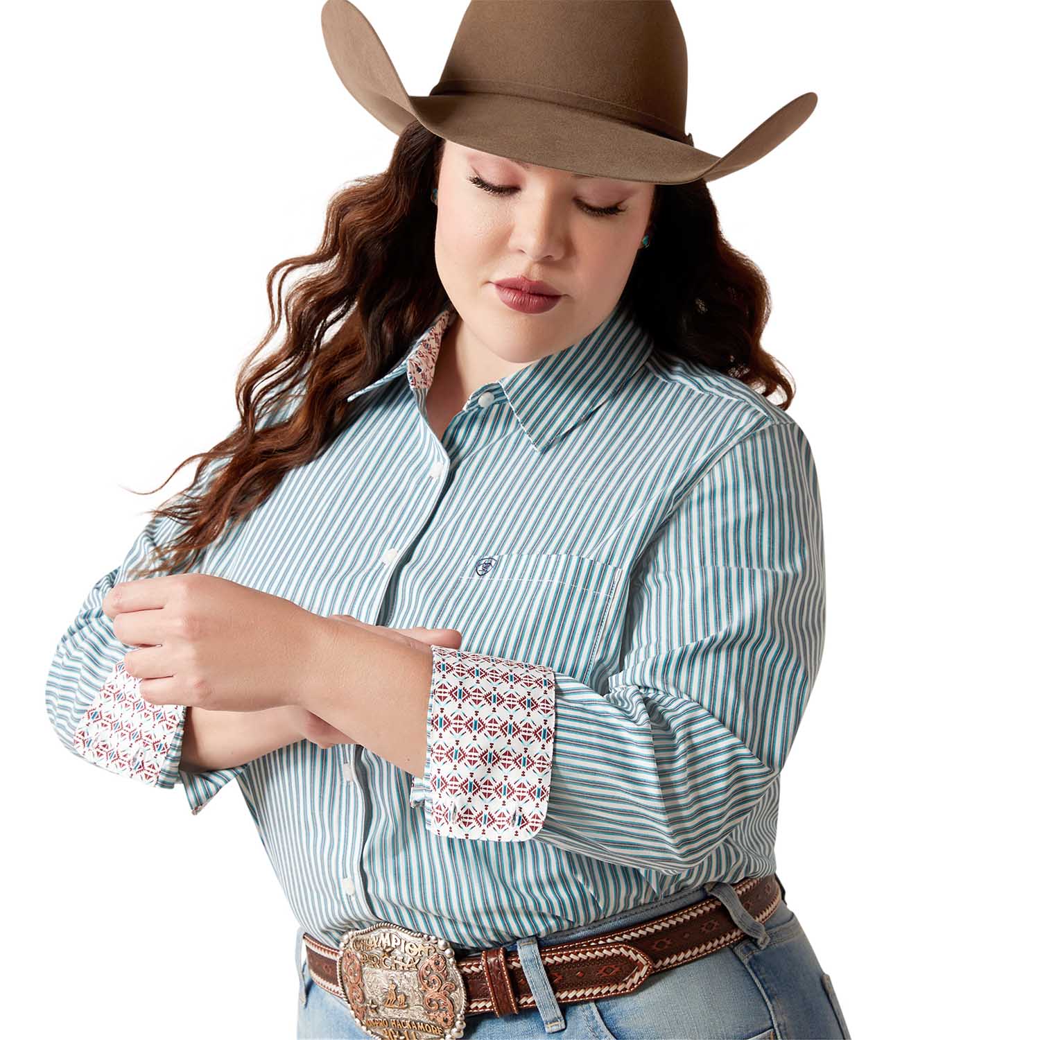 Ariat Women's Kirby Wrinkle-Free Long Sleeve Shirt – Figure-Flattering, Equestrian Performance Top