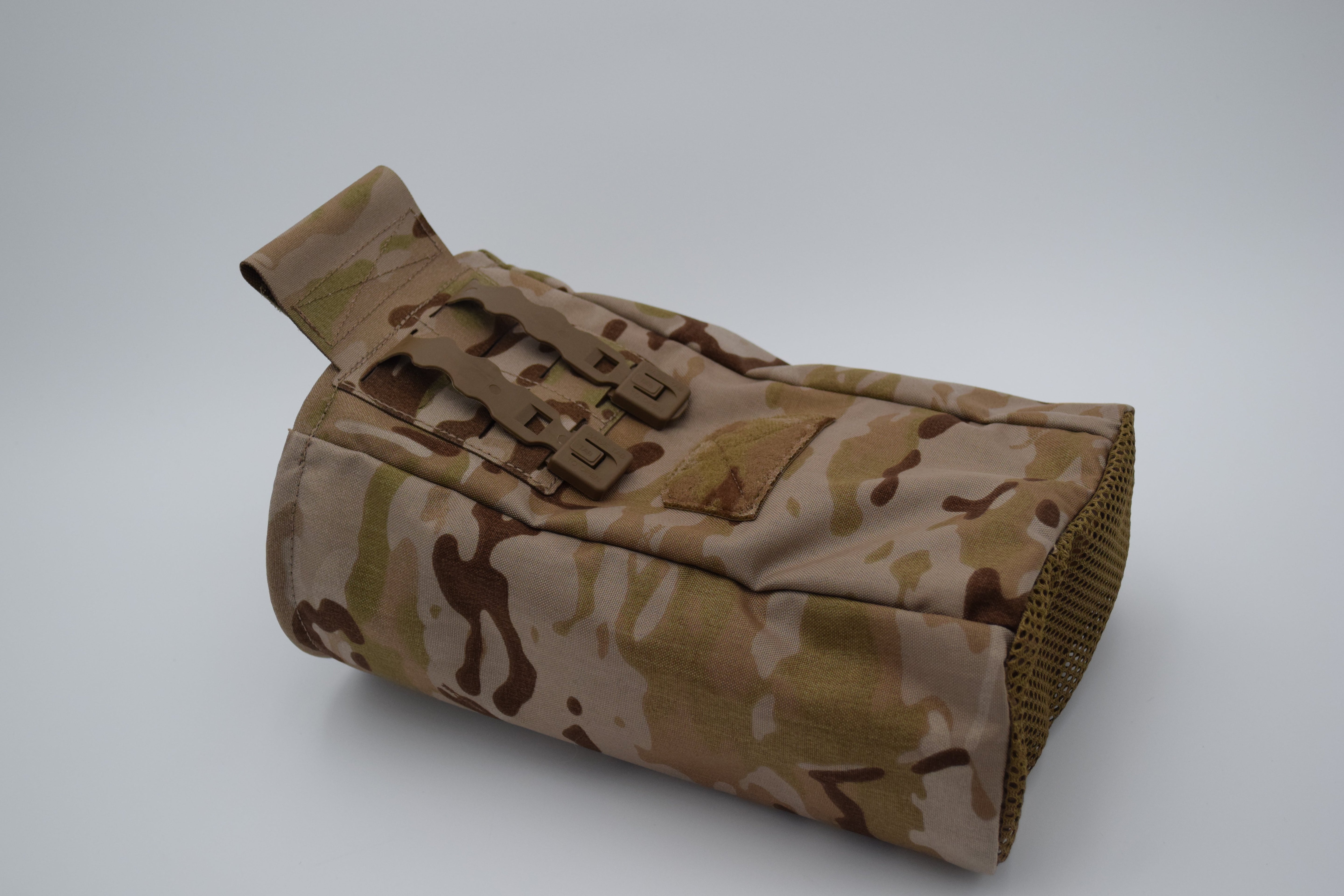 Tri-Fold Dump Pouch