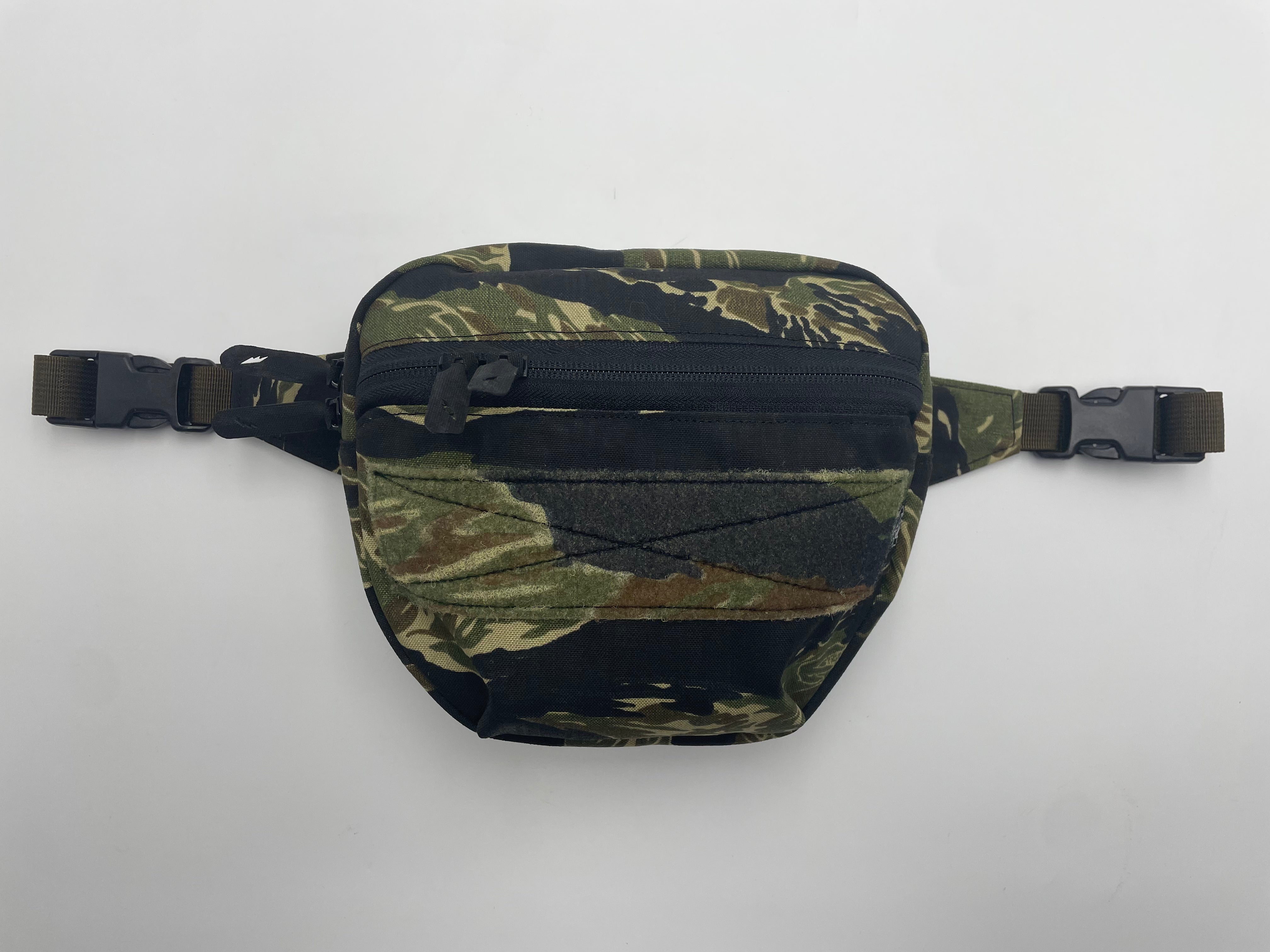 Multifunctional Fanny Pack (Various Colors and Patterns)